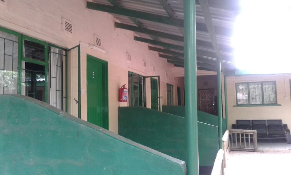 Kazungula Guest House