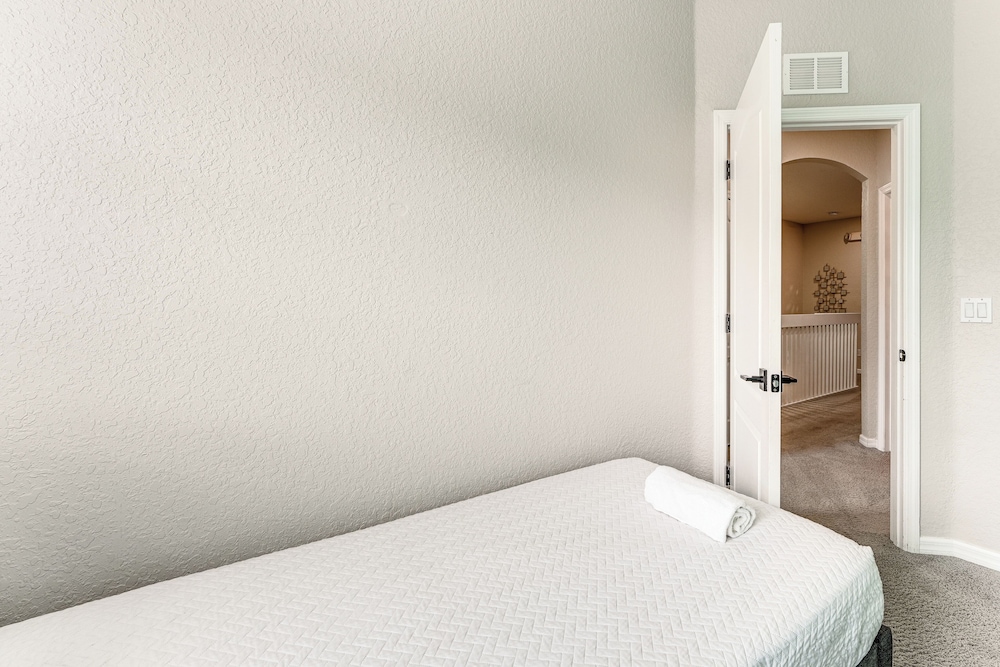 Resort Amenities, Screened Lanai: Kissimmee Escape