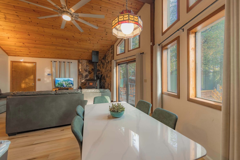Oglala Little Lodge - Cabin Getaway