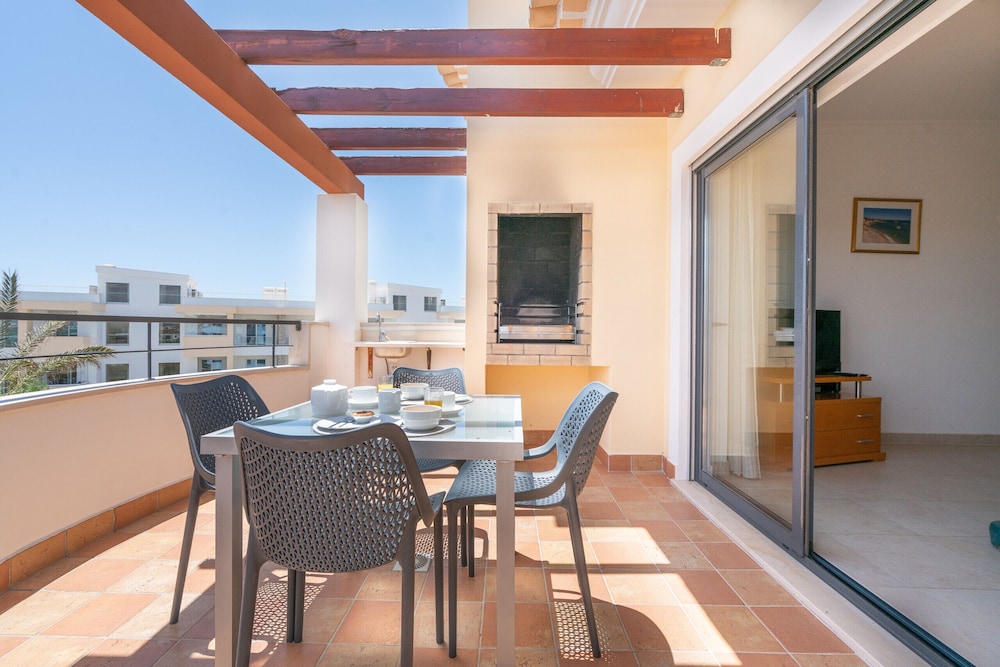 Lagos Ocean View 3 With Pool by Homing