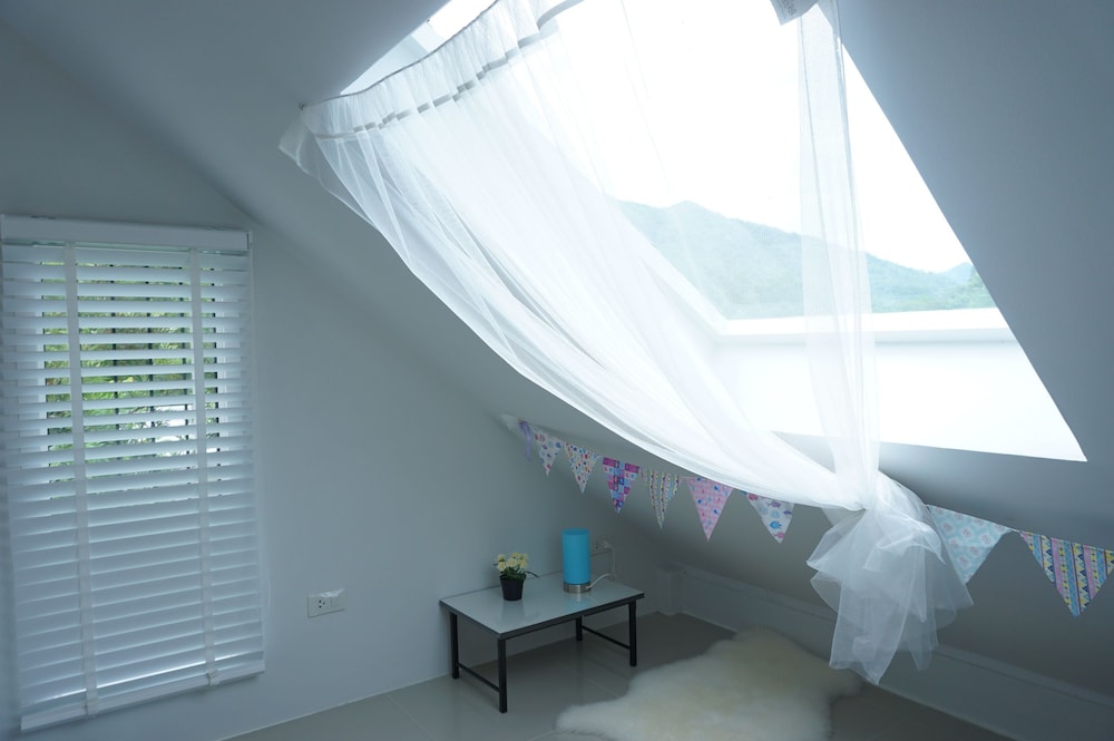 The White Village Ranong Resort