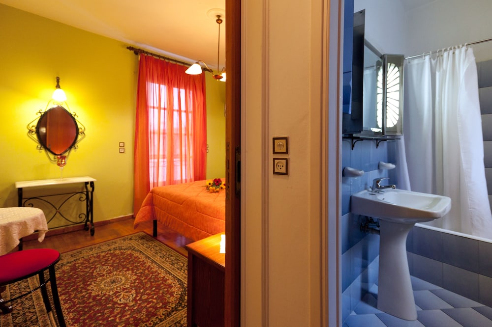 Pension Eleni