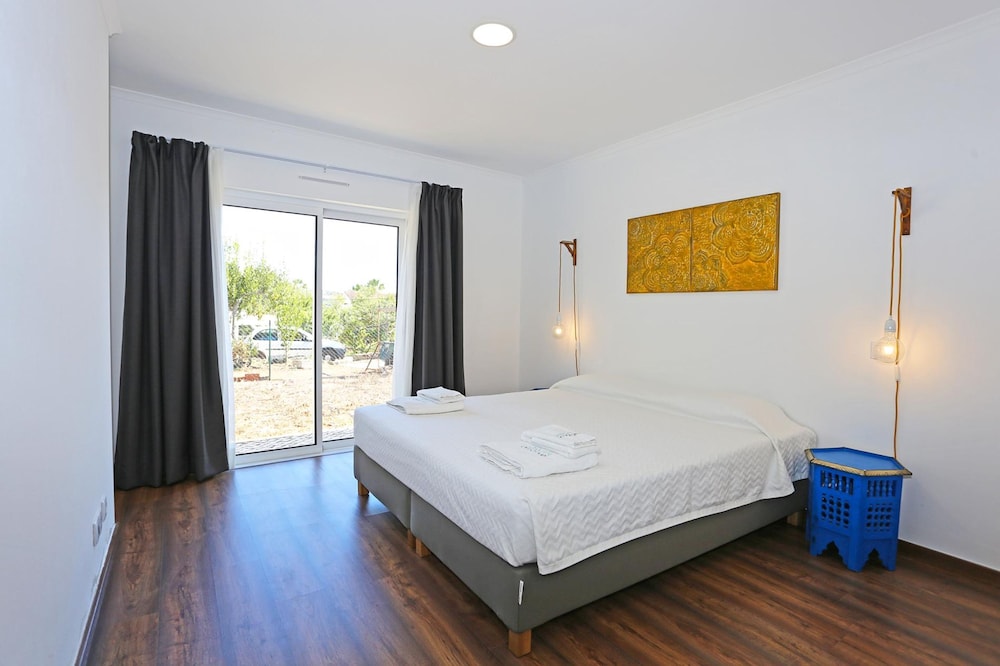 D13 - Eiras Velhas Holiday House in Alm Dena