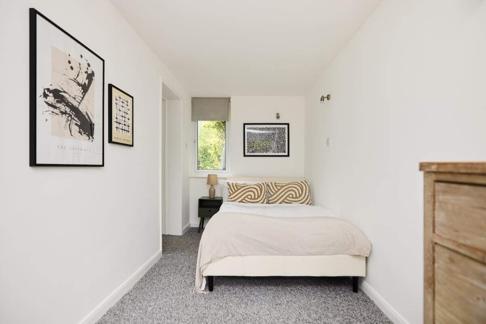 The Oxford Garden House - Spacious 5-bed Oxford Home With Garden & Balcony
