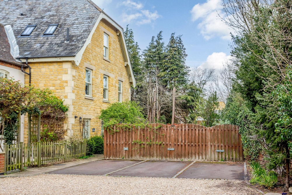 Jasmine Cottage