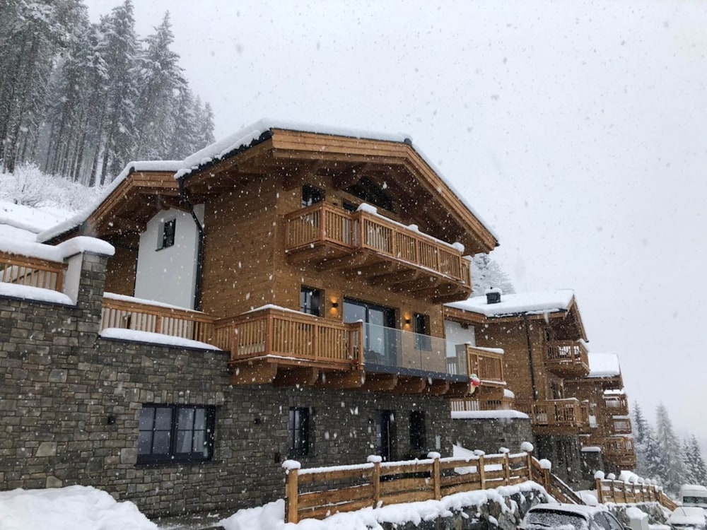 Modern Chalet in Muhlbach am Hochkonig Near Ski Area