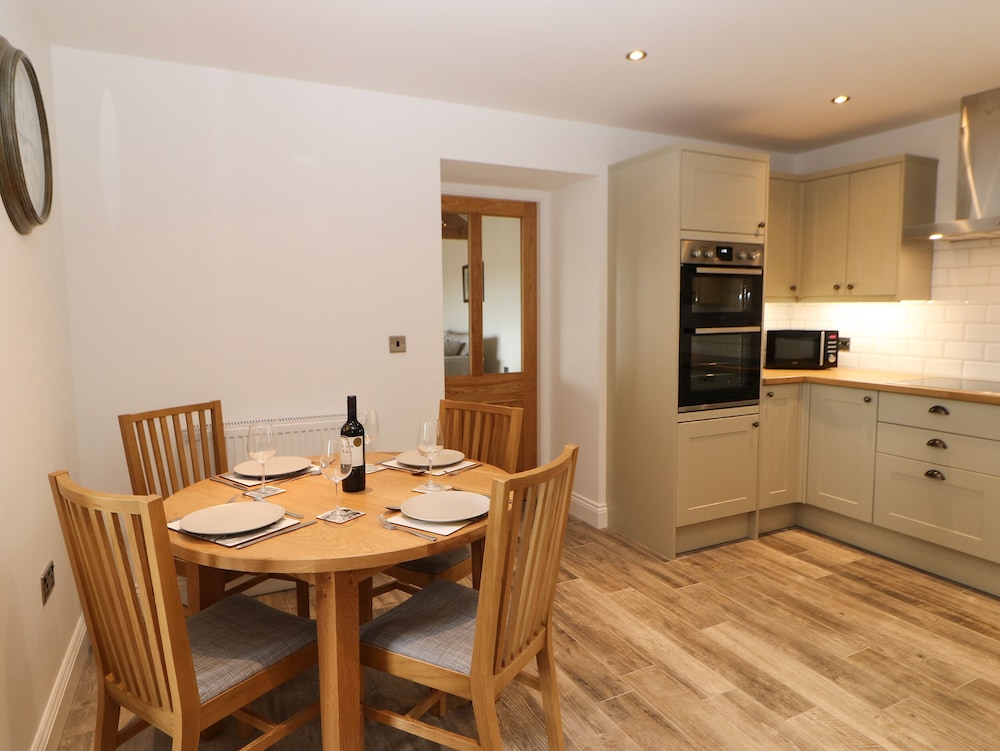 Horsley Cottage