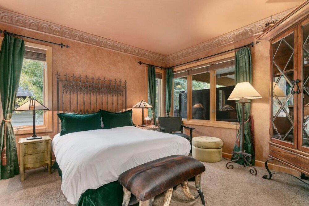 Trail's End Lodge - 4 Bedroom Residence w/ Spa #13 4 Condo
