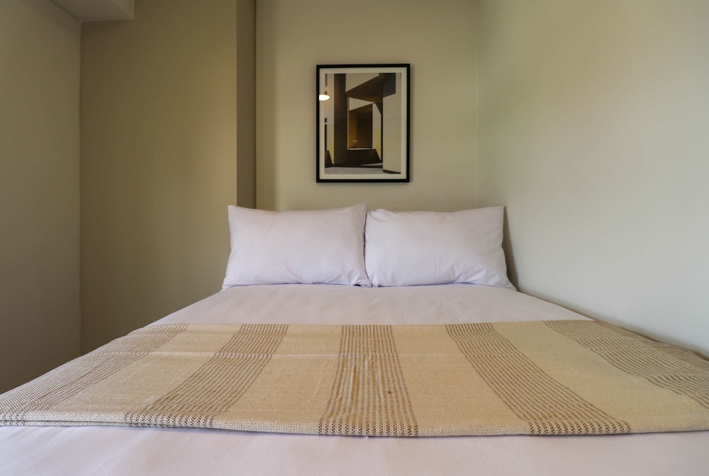 w Elegant 2BR With Balcony in San Isidro