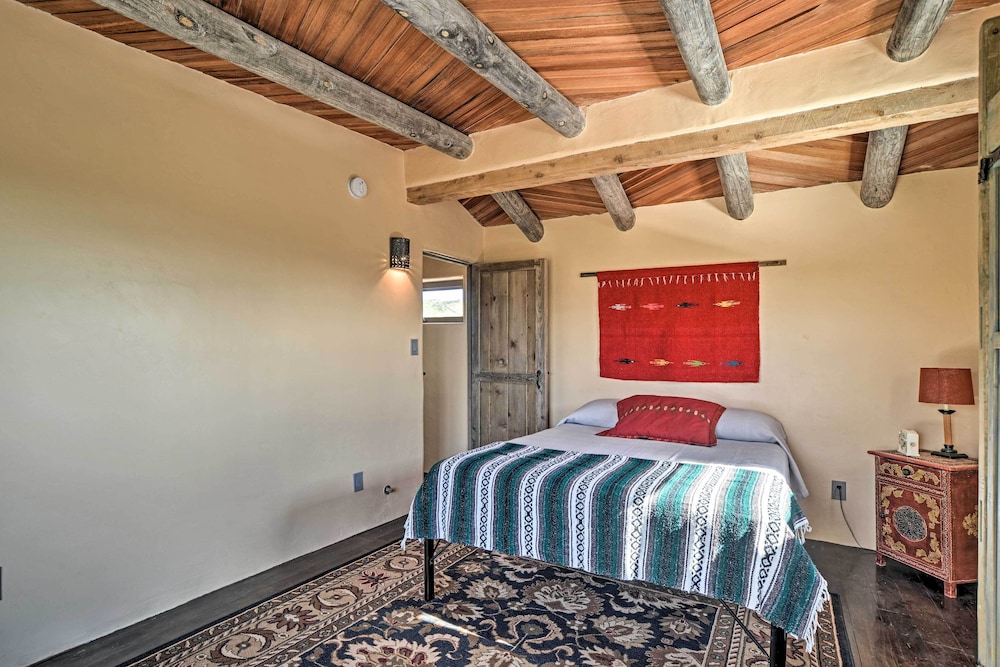 Secluded San Ysidro House w/ Desert Views! view 4