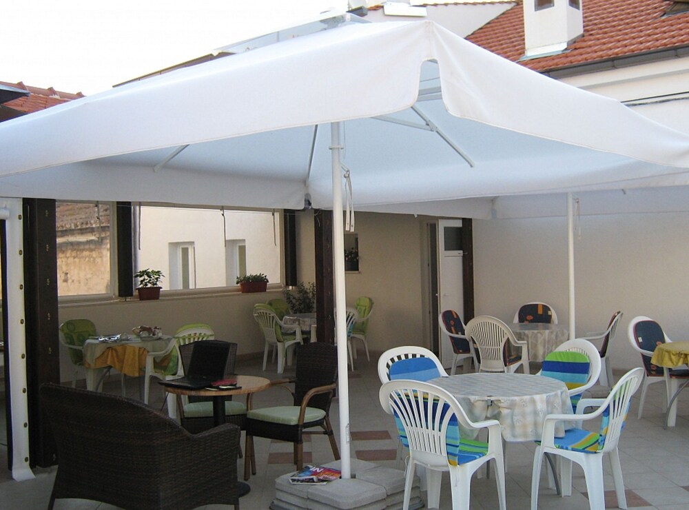 Klaudijas Charming Apartments & Rooms