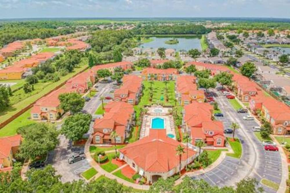 Lake Berkley 4BR Villa - Near Disney & Pool