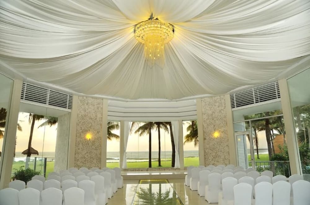 Sizihwan Sunset Beach Resort