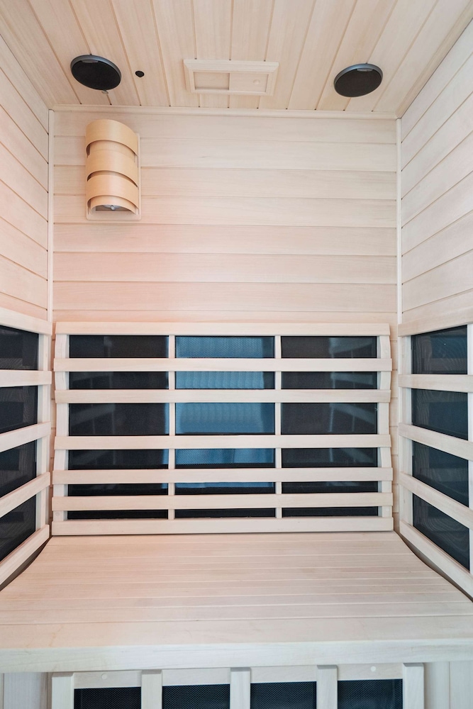 Private Beach Access Sauna Outdoor Fireplace