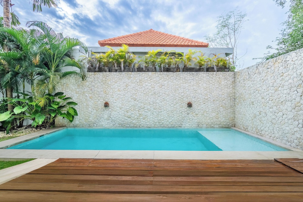 Bianca Villa by Betterplace
