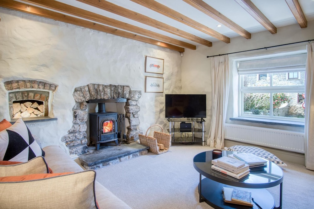 Fern Cottage - 2 Bedroom Cottage - St Florence