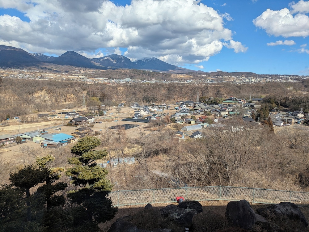 nunobikionsen komoro, Komoro - 15