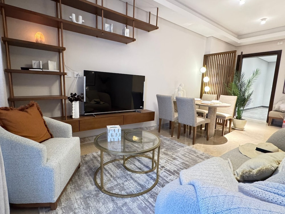Mynt stay hotel apartment - zed towers