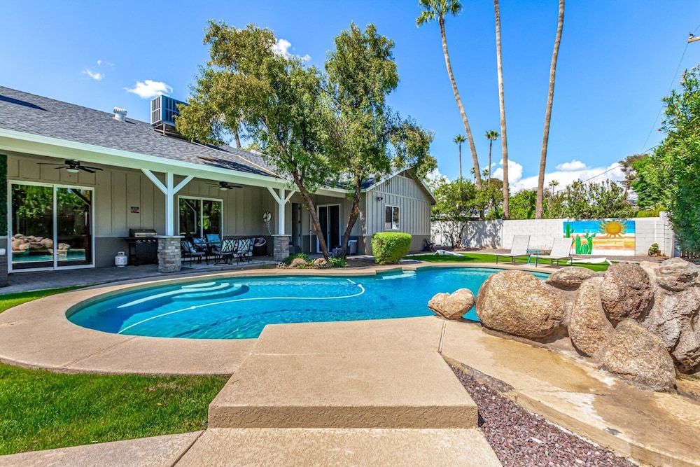 Sunny Daze in Old Town Scottsdale - Heated Pool