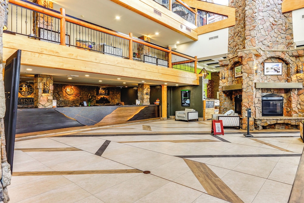 Walk to Ski Lift: Resort Condo in Park City!