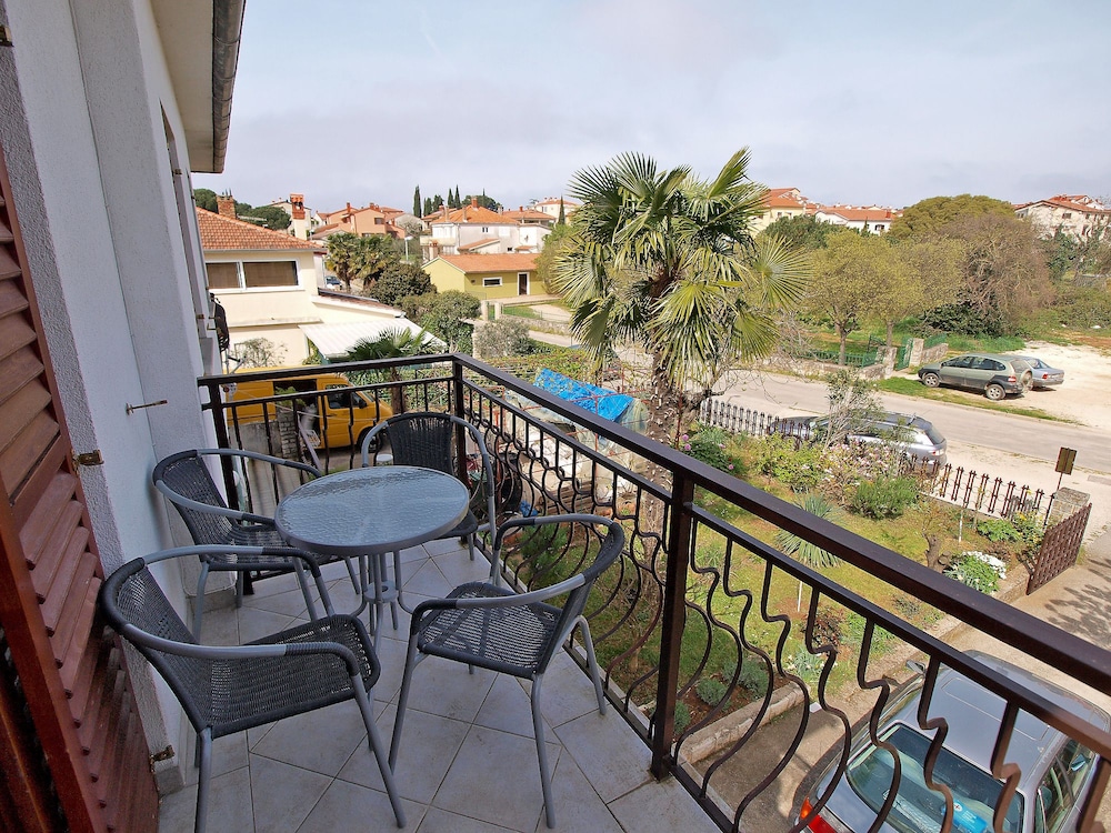 Apartment Ana 1068