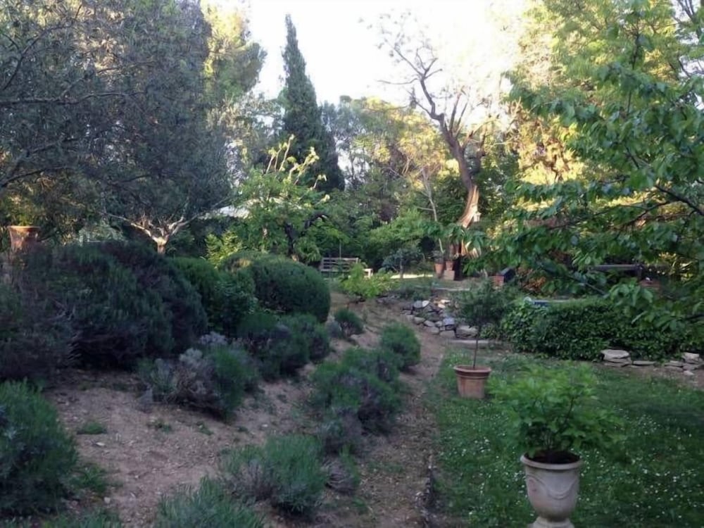 Villa Roumanille
