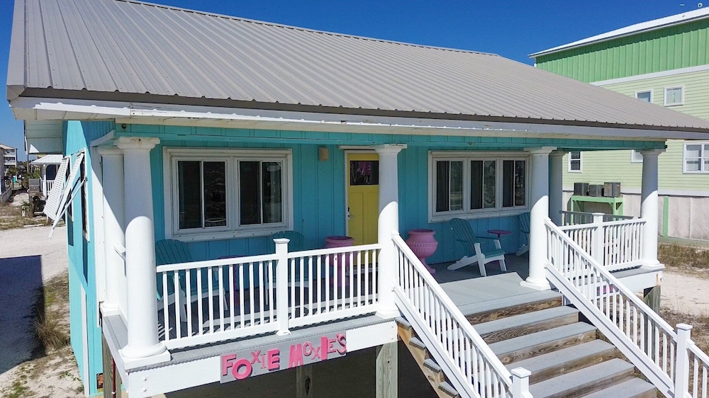 Charming 3br/2ba Boho Beach Cottage in Gulf Shores