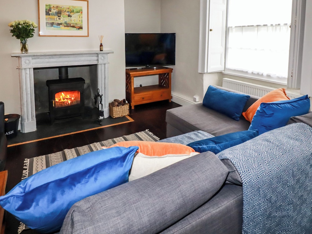 Carew House Cottage