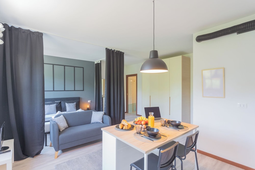 Black Loft Como by Rent all Como