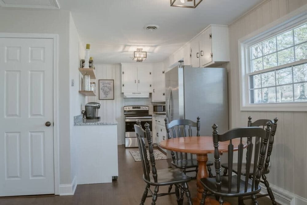 Time to Wine Down - Family Home