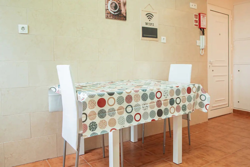 Peaceful and Serene 3 Bedroom Apartment in Lisbon