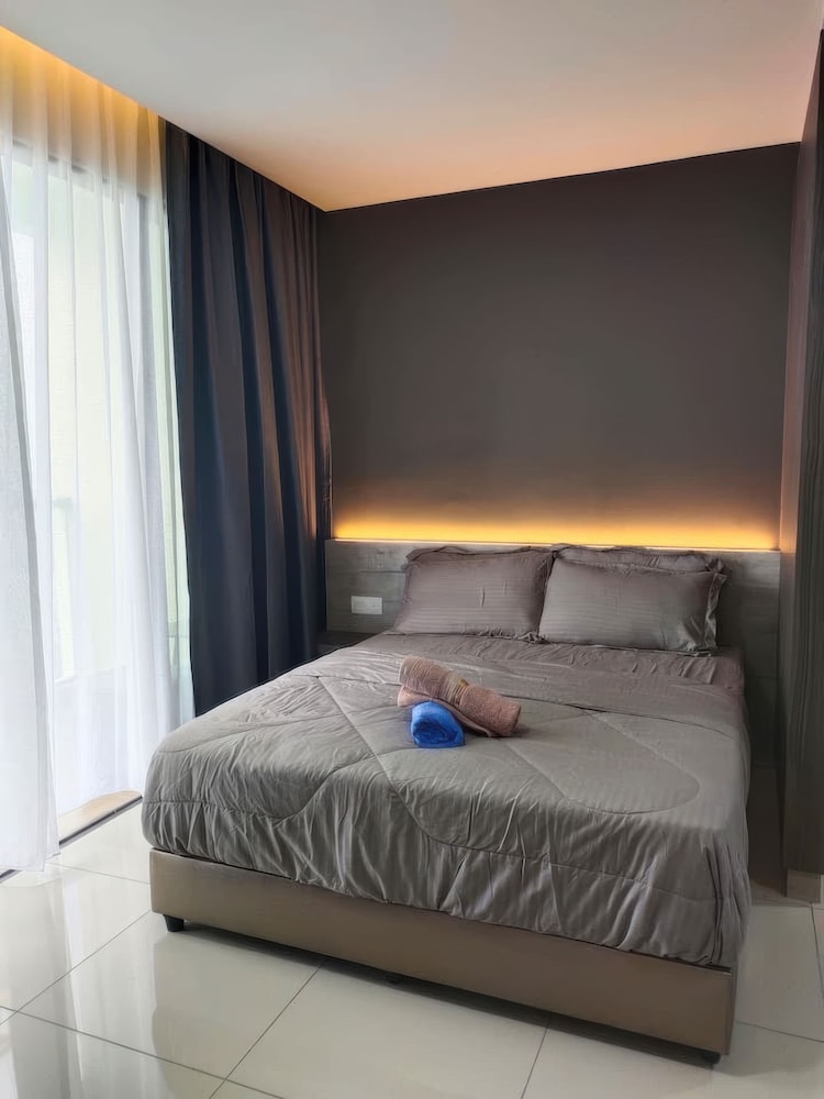 Staycation Urban 360 Apartments
