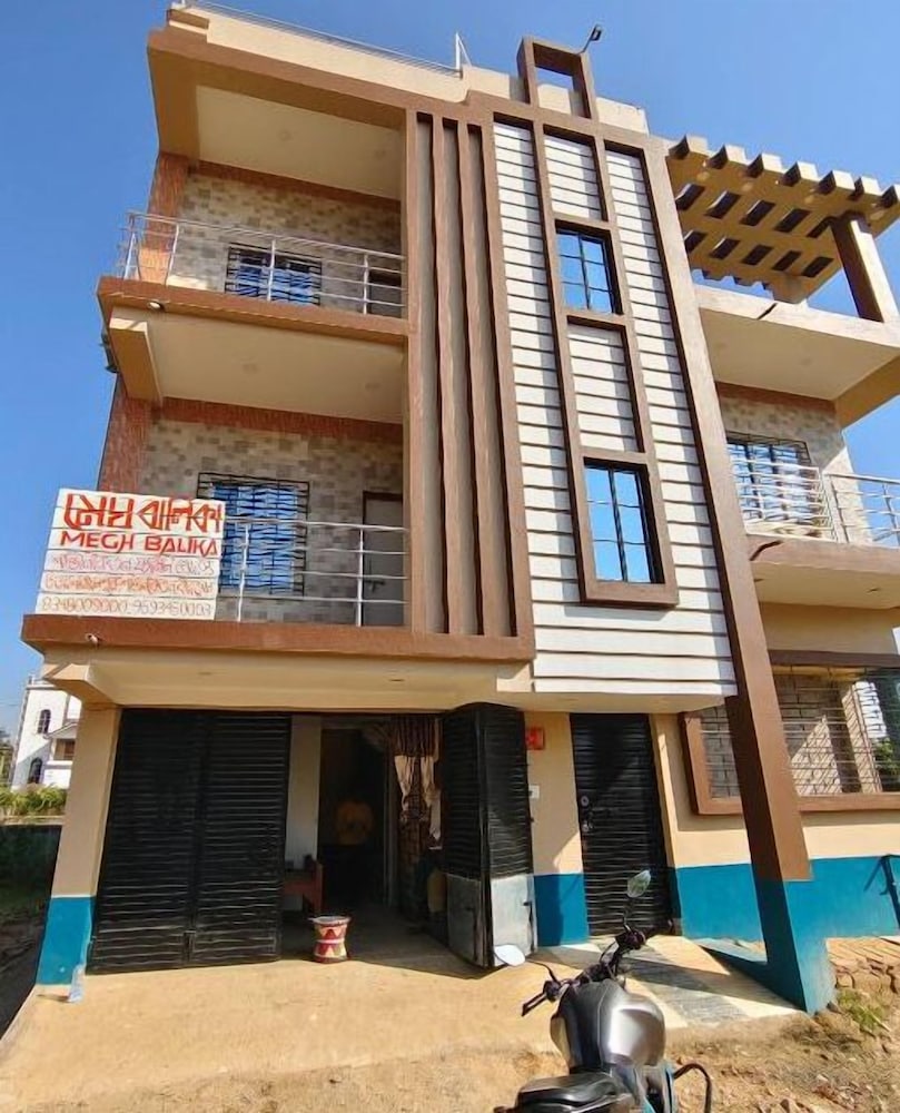 Megh Balika Santiniketan FAMILY Homestay