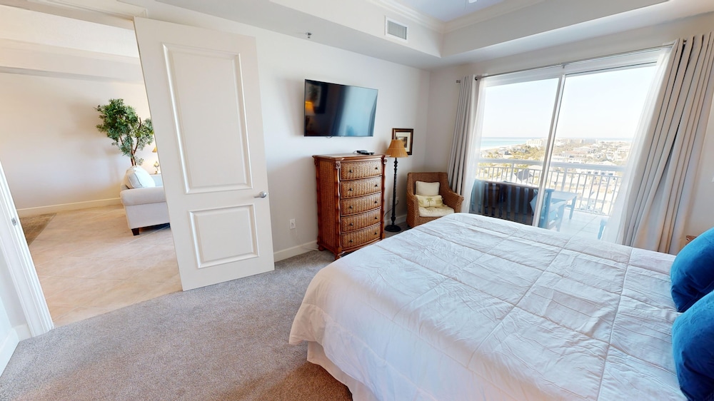 Harbor Landing 802b 2 Bedroom Condo