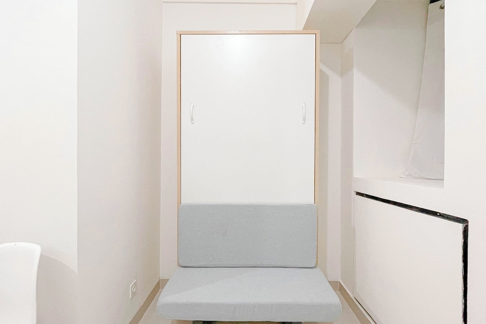 Good Deal Studio Room (No Kitchen) Bandaraya - Tallasa City Makassar Apartment