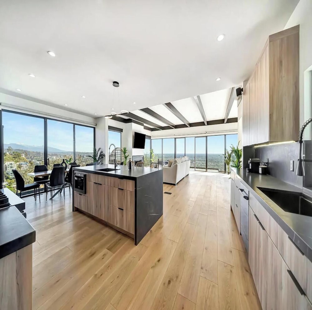 Skyview Estate - Stylish Hollywood Hideaway With Sweeping City Views