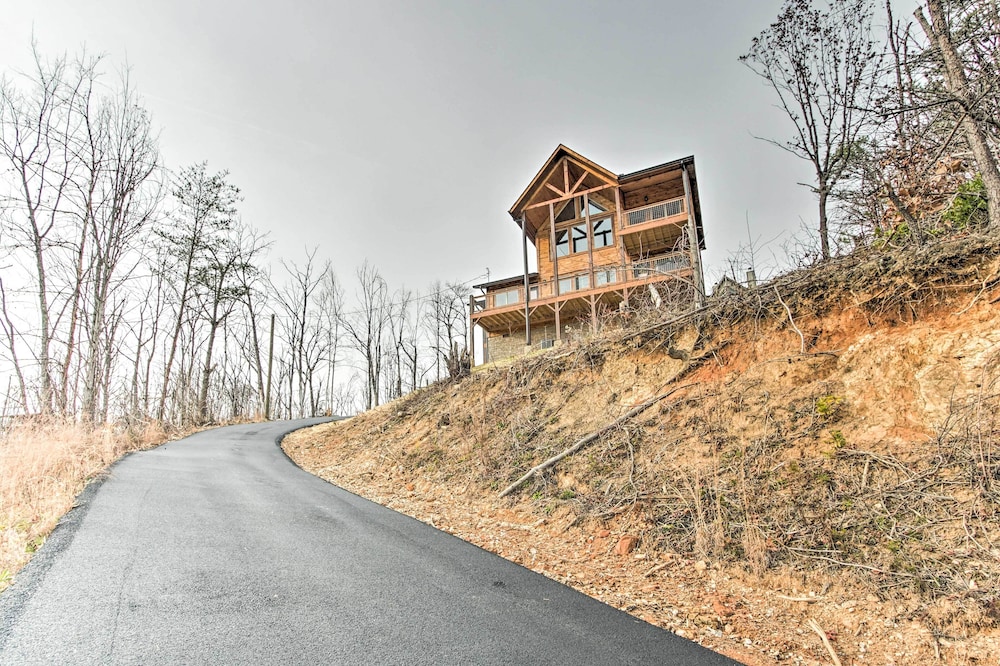 Smoky Mountain Hideaway w/ Hot Tub, Deck & Views! view 5