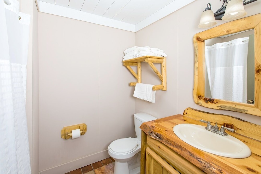 Drummond Island Resort