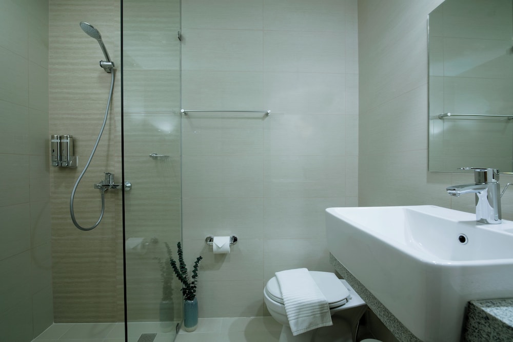 Uptown Park Suites Tower 2
