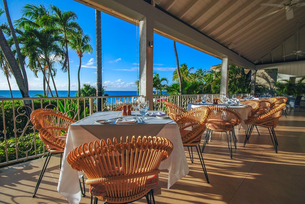 The Cove Suites at Blue Waters Resort and Spa - Property Image 14