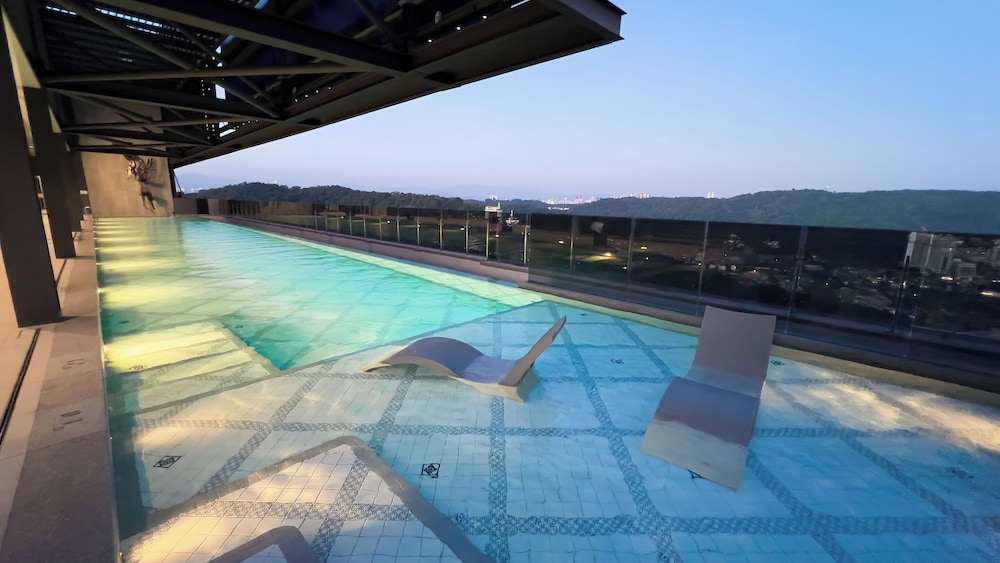 Ciao Mossaz Suites Luxury Apartments