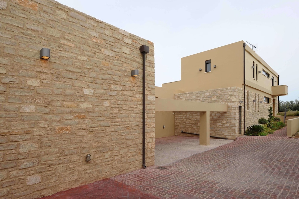 Rimondi Jas Villa