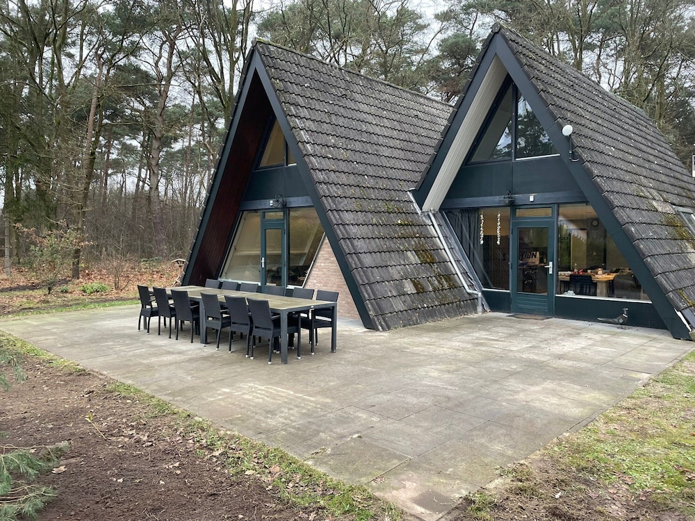 Bungalow in Limburg Near Nature Reserves