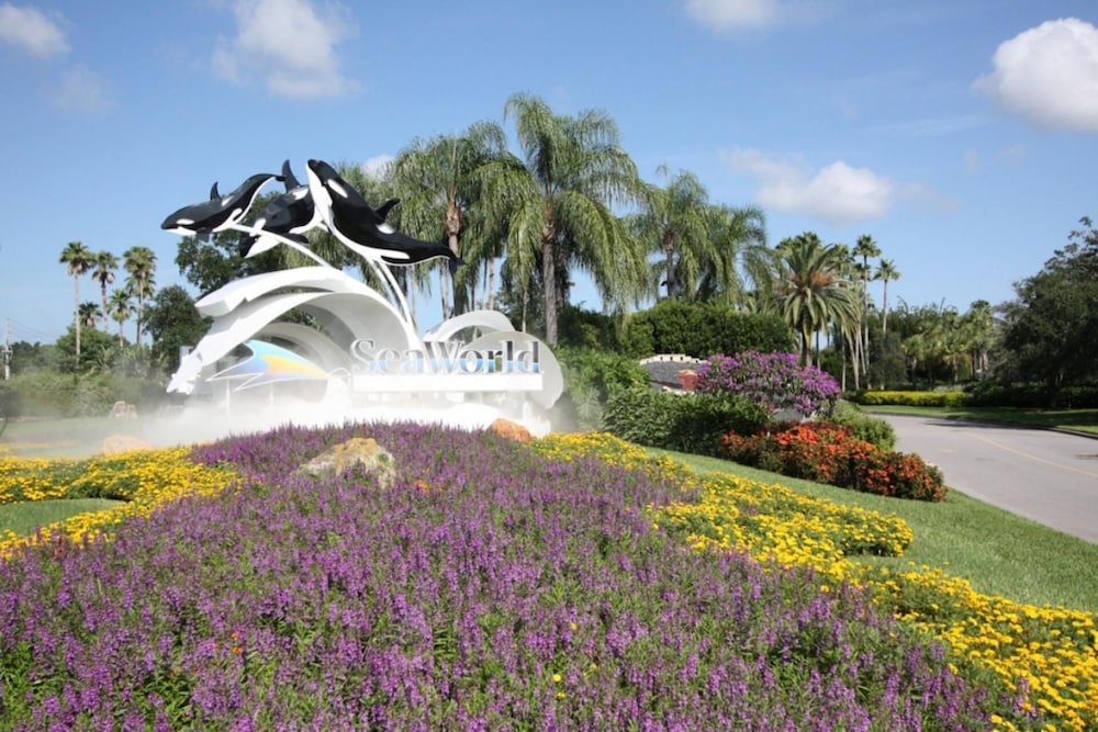 4888 Storey Lake - Image 3