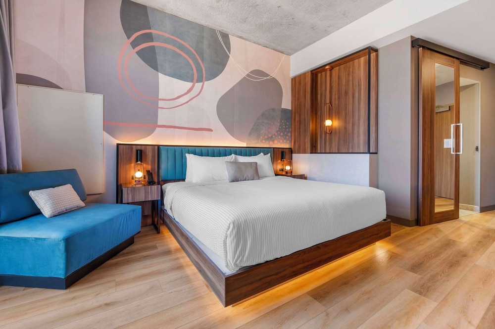 Cambria Hotel Nashville Midtown 20