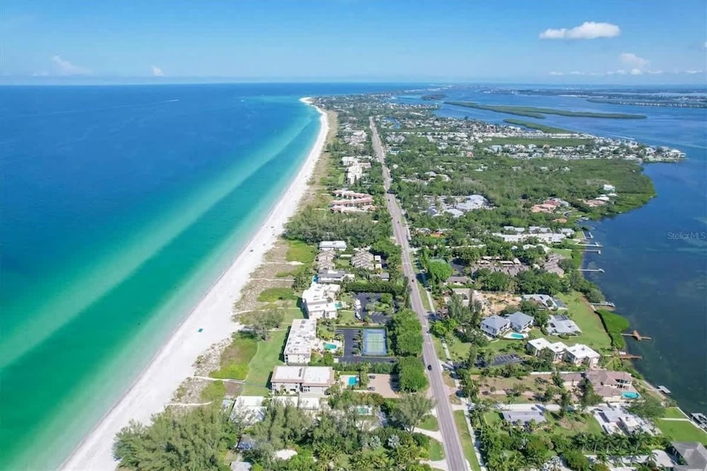 Luxury Beachfront Retreat in Longboat Key
