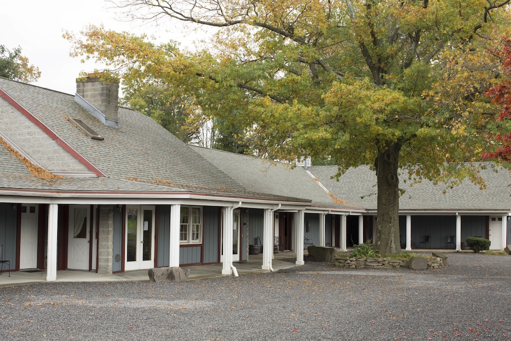 Rhinebeck Village Inn - Property Image 6