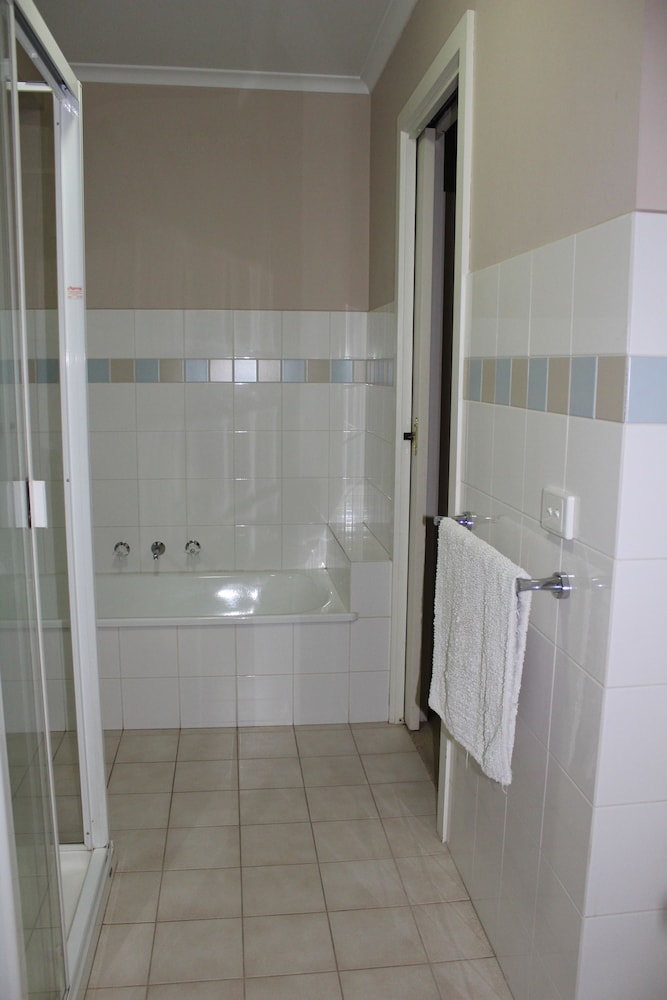 Australian Home Away at Box Hill 2 Bedroom