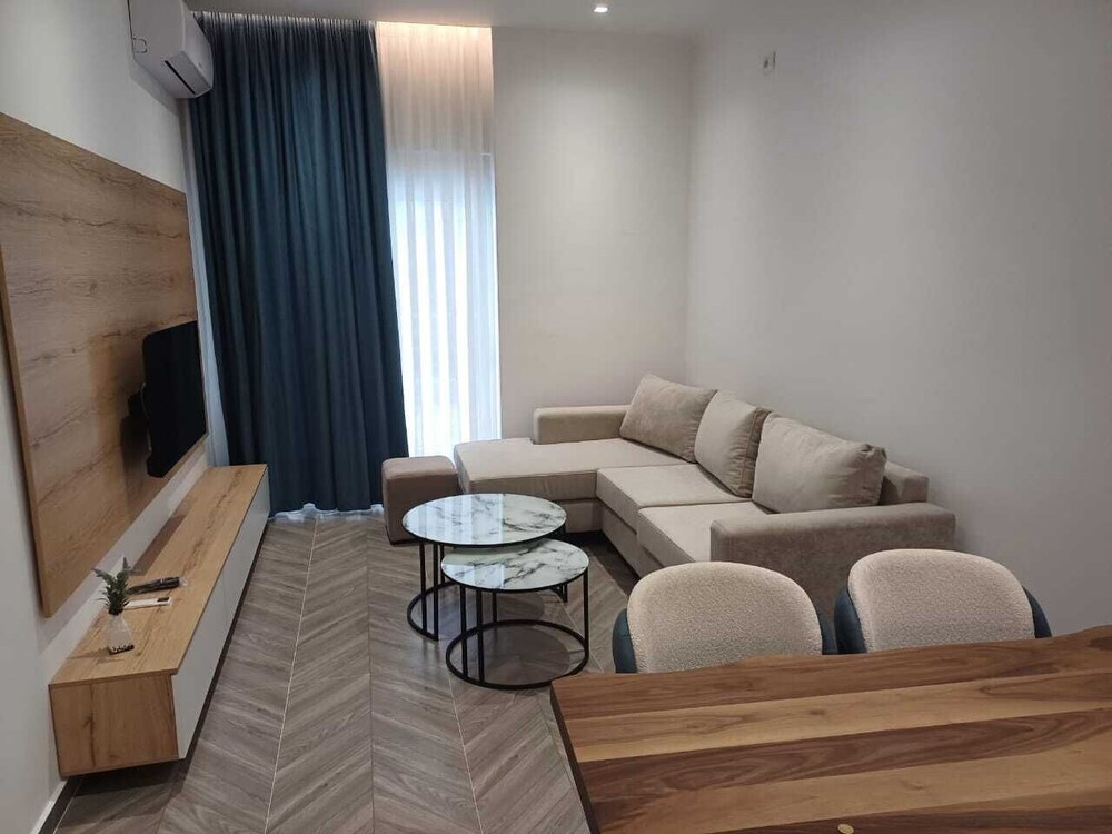 Regal Luxury Apartments