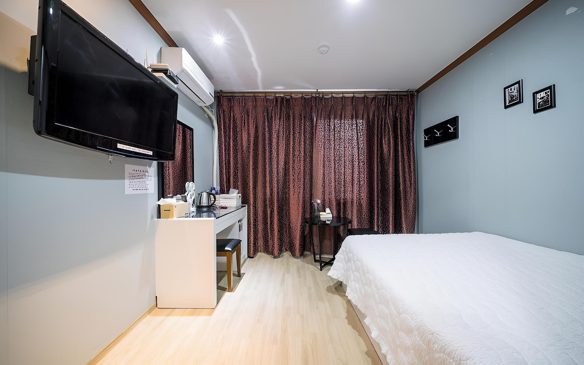 Incheon Vacations - Incheon Line Motel - Property Image 10